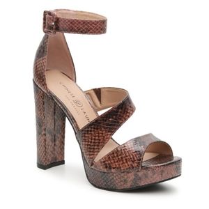 Chinese Laundry Platform Chunky Heel Size 6.5